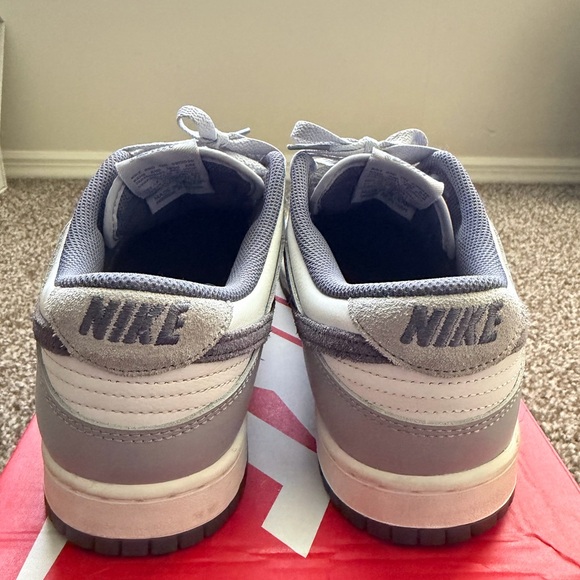 Nike Dunk Low SE Light Carbon - Picture 5 of 10